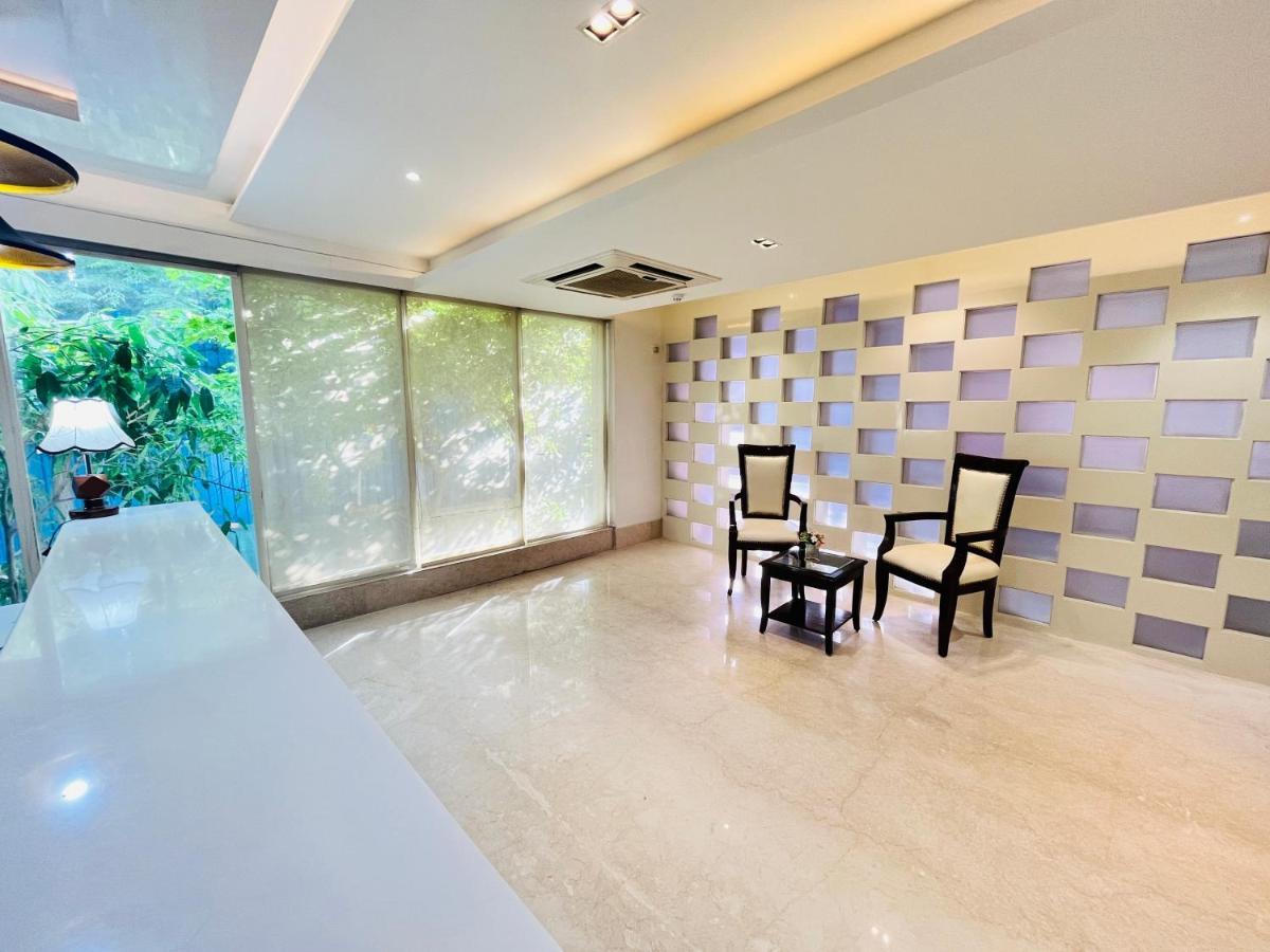 Hotel Aura Ip Grand Karkardooma Metro Station New Delhi Couple Friendly 外观 照片